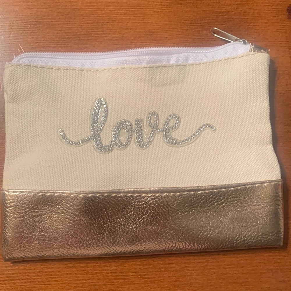 Makeup bag